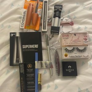 COPY - NWT Eye Makeup Bundle